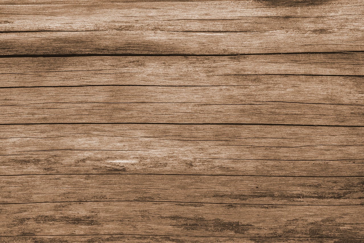 Panele czy podłogi drewniane – wady i zalety